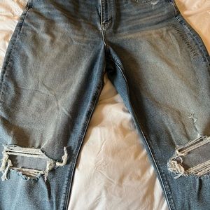 American Eagle Curvy Mom Jeans